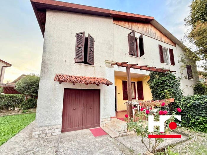 Casa quadrilocale in vendita in Quartiere La Famiglia Via, Violino, Brescia