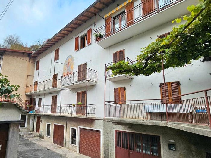 Appartamento quadrilocale in vendita in Via Mulino, Ubiale, Ubiale Clanezzo