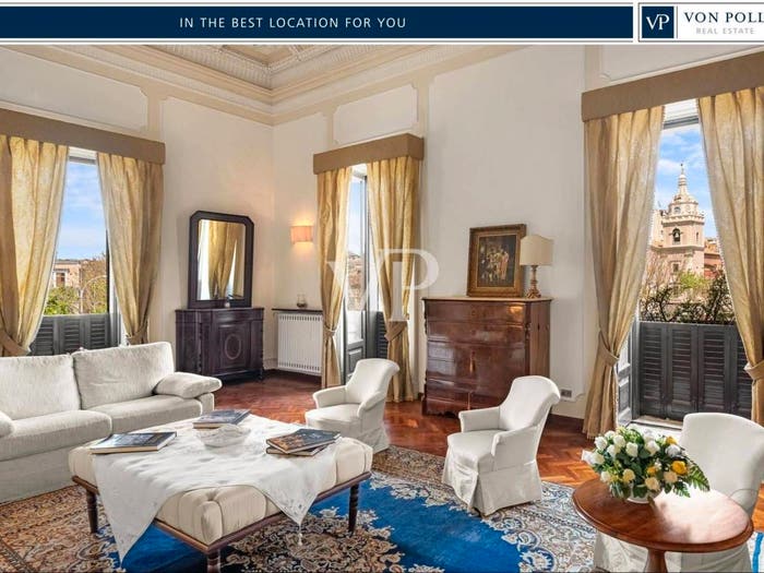 Appartamento con 6 locali in vendita in Piazza Cavour, Borgo, Catania