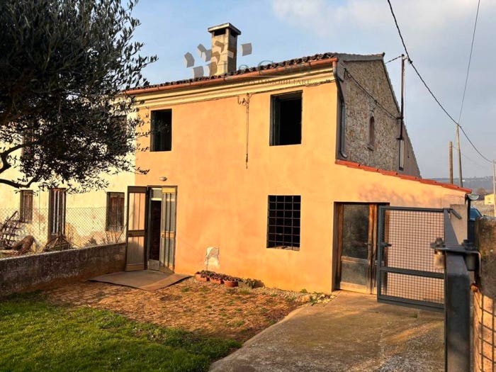 Casa bilocale in vendita in Centro, Alonte
