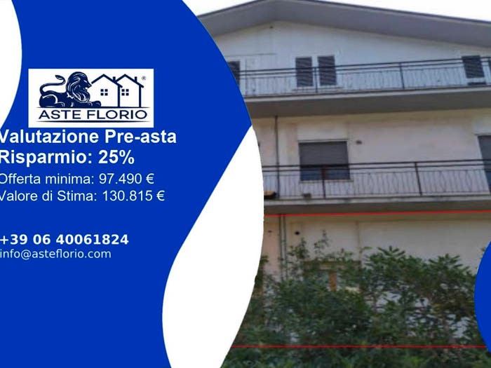 Appartamento quadrilocale in vendita in Contrada Santa Petronilla, Centro, Fermo