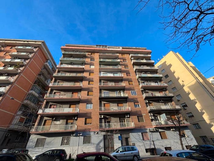 Appartamento con 5 locali in vendita in Viale Mario Rapisardi, Rapisardi, Catania