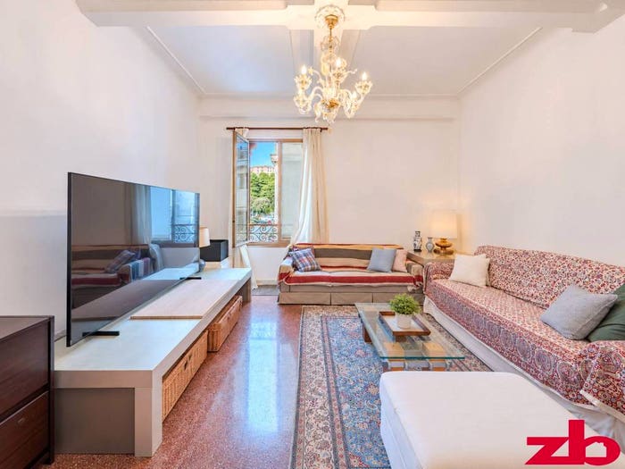 Appartamento con 6 locali in vendita in Via Finocchiaro Aprile, Foce, Genova