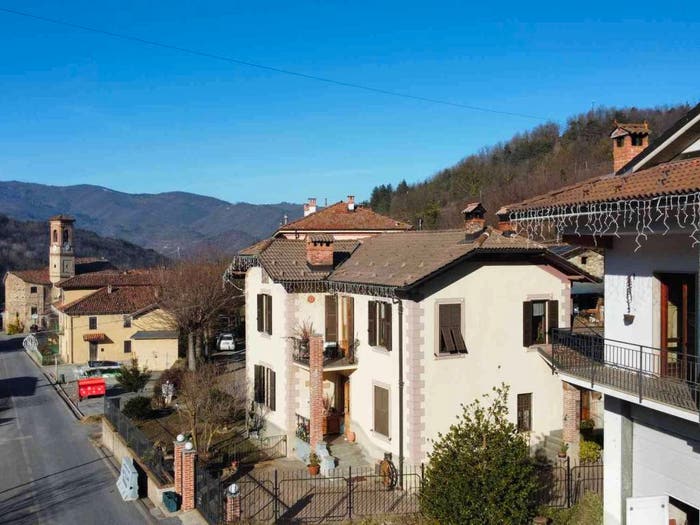 Casa con 6 locali in vendita in Via Nazionale, Centro, Massimino