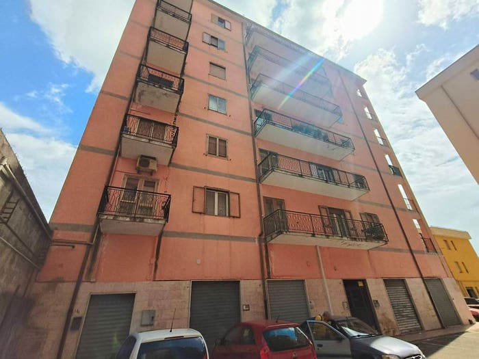 Appartamento con 5 locali in vendita in Via Vincenzo Catalani, Stadio Pontepiccolo, Catanzaro
