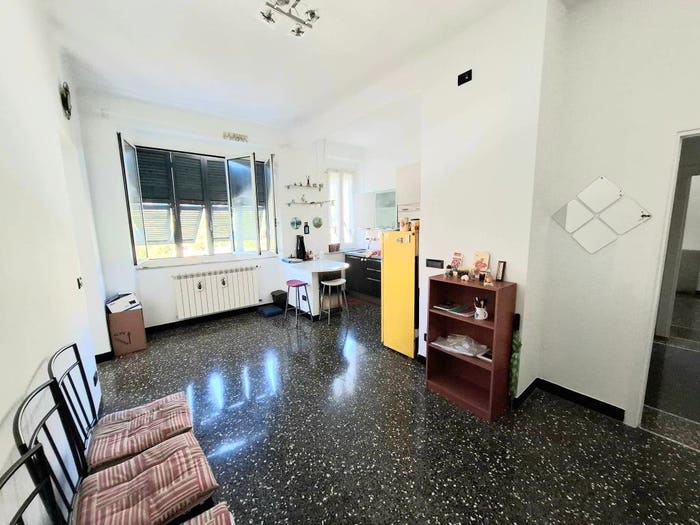 Appartamento bilocale in vendita in Via San Bartolomeo del Fossato, Sampierdarena, Genova