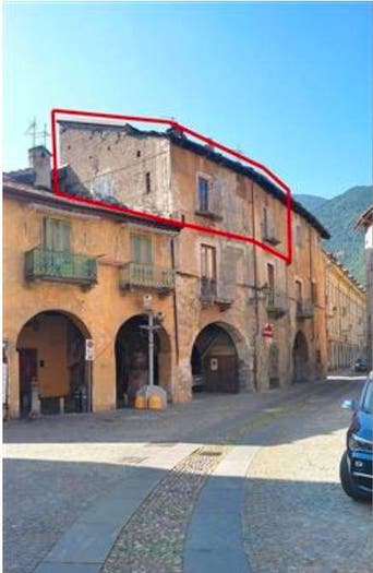 Appartamento con 5 locali in vendita in Via Martiri Della Libertà, Susa