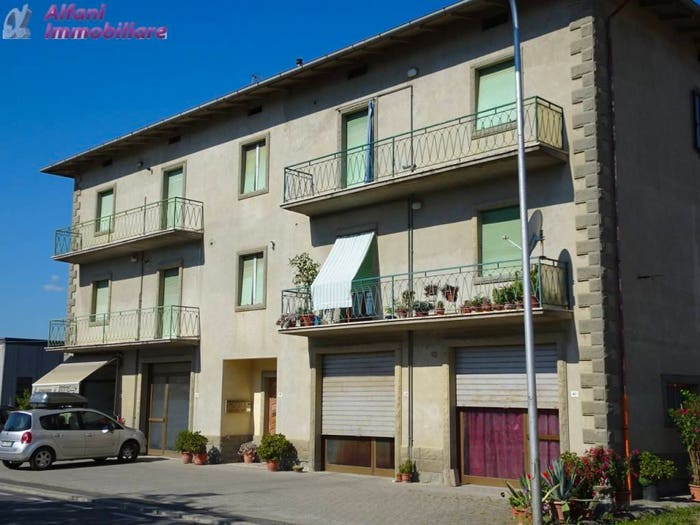 Appartamento quadrilocale in vendita in Via Nazionale, Soci, Bibbiena