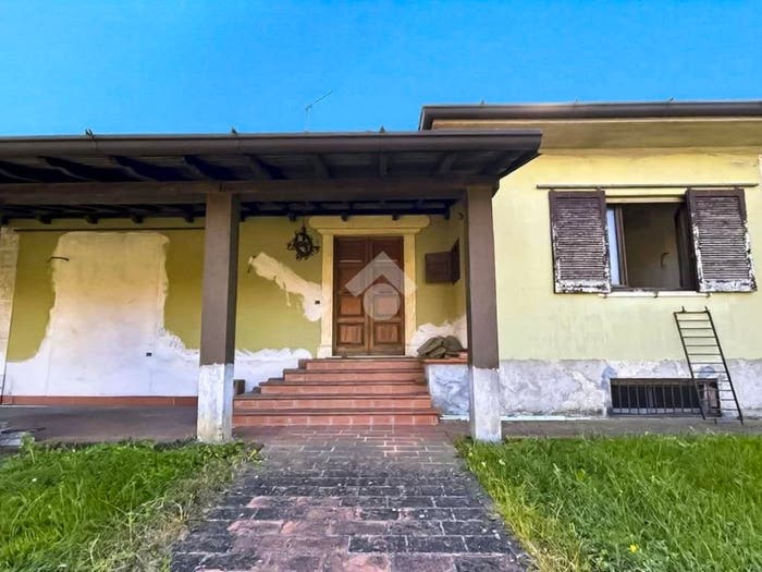 Casa quadrilocale in vendita in Via della Pieve, Centro, Trenzano