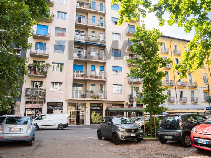Appartamento bilocale in vendita in Poliziano, Sempione, Milano