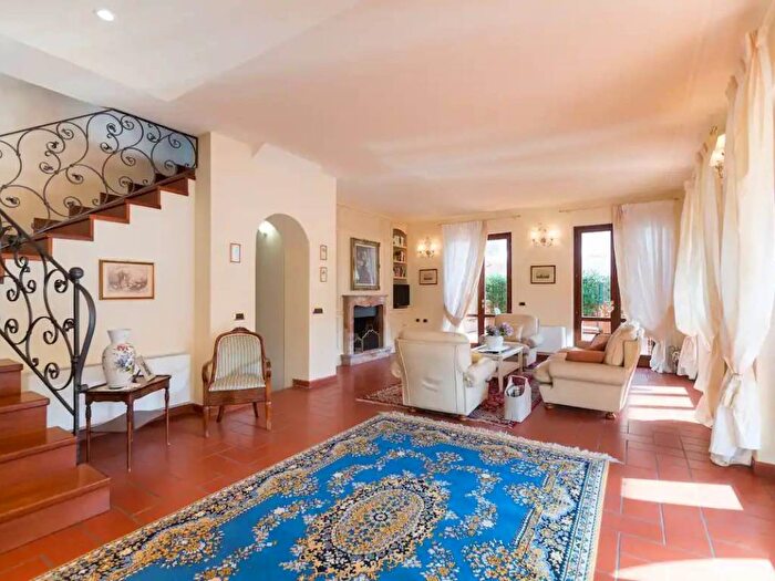 Casa con 6 locali in vendita in Cantagrillo Casalguidi, Serravalle Pistoiese