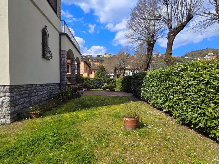 Casa con 6 locali in vendita in Centro, Borgo a Mozzano