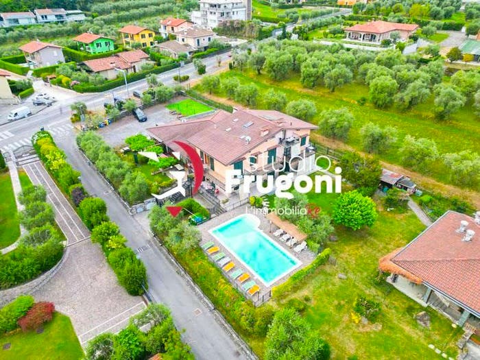 Casa con 6 locali in vendita in Via Prezzolaro, Solarolo, Manerba del Garda
