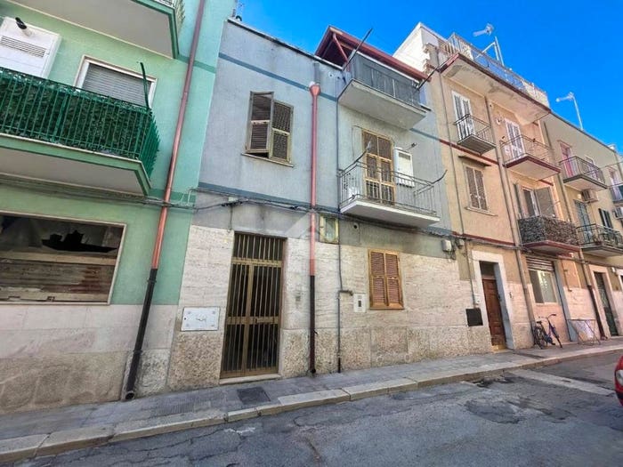 Casa con 6 locali in vendita in Via Giacomo Matteotti, Borgovilla Barberini, Barletta