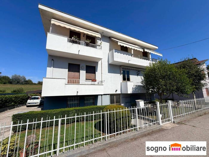 Appartamento quadrilocale in vendita in Via Pier Domenico Frattini, Centro, Legnago