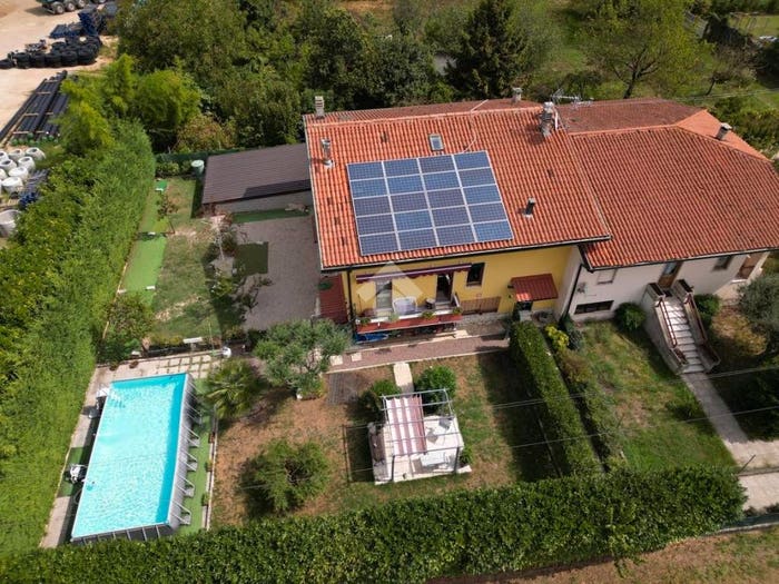Casa con 6 locali in vendita in Via Martiri della Libertà, Centro, San Vito di Leguzzano