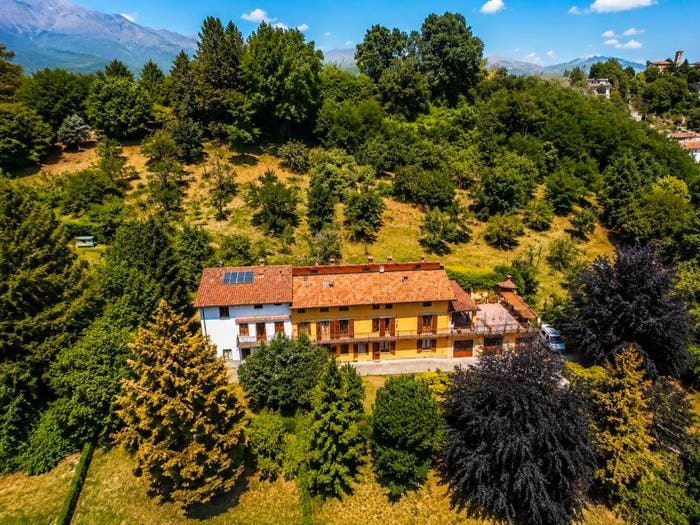 Casa con 6 locali in vendita in Strada Belsito, San Biagio Thes, Biella