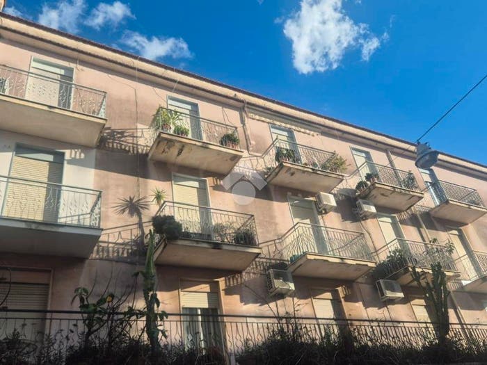 Appartamento trilocale in vendita in Via Indipendenza, Centro, Mascali