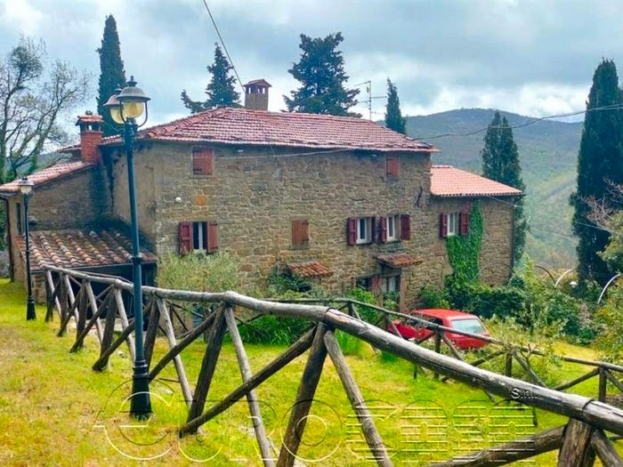 Casa con 5 locali in vendita in Strada Provinciale Polvano e Valle del Nestore, Castiglion Fiorentino