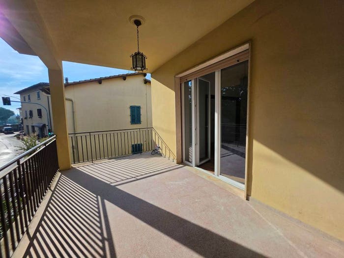 Appartamento trilocale in vendita in Via Empolese, Centro, San Casciano in Val di Pesa