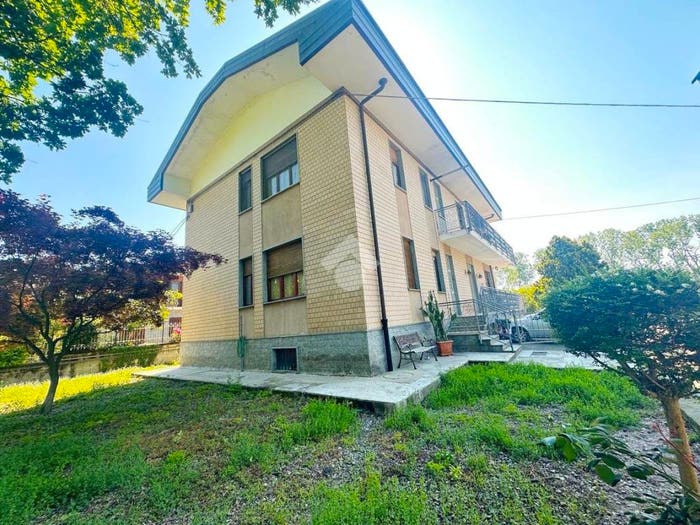 Casa con 5 locali in vendita in Strada del bruco, Robassomero