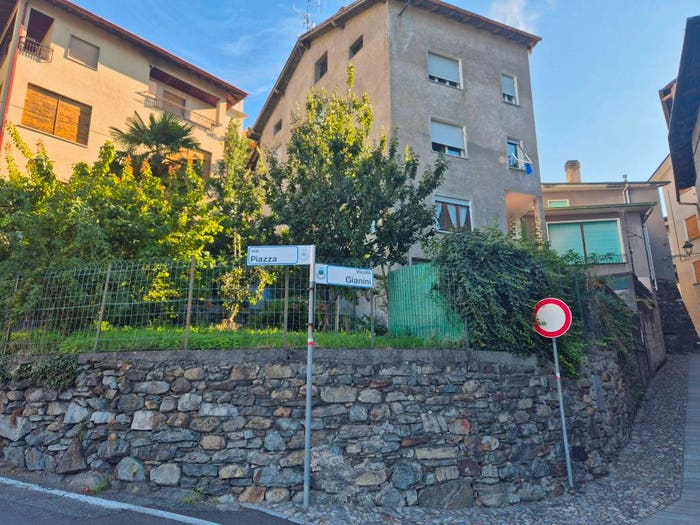 Appartamento con 6 locali in vendita in Via Piazza, Montagna in Valtellina