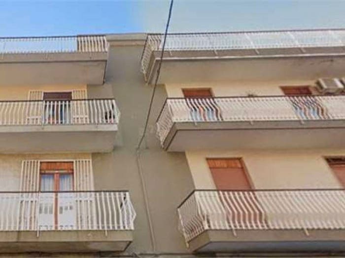 Appartamento con 5 locali in vendita in Via Leonardo Da Vinci, San Giovanni Tupparello, Acireale