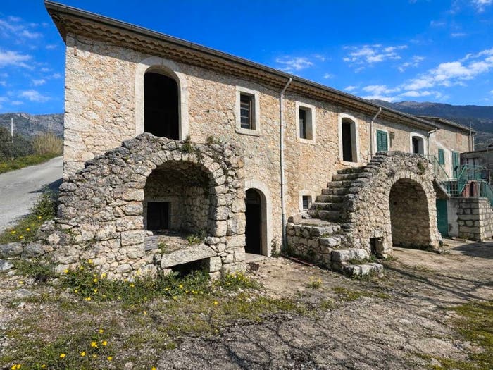 Casa con 5 locali in vendita in Via Pedicone, San Donato Val di Comino