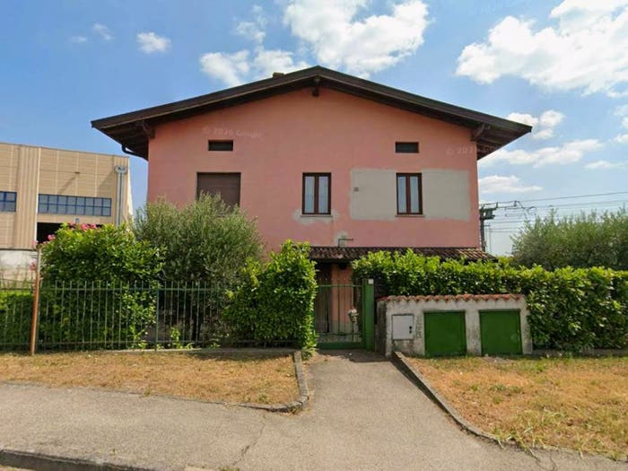 Appartamento trilocale in vendita in Via Napoleone Tirale, Lonato, Lonato del Garda