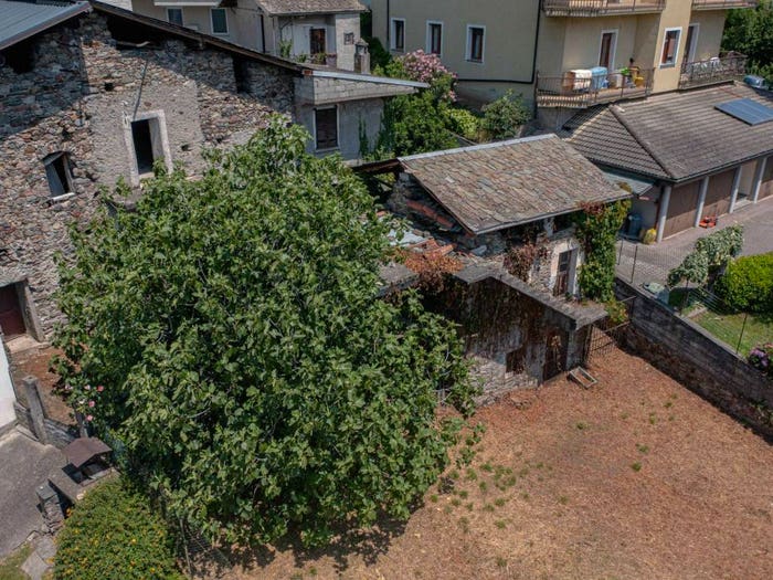 Appartamento trilocale in vendita in Via Rizzoli, Centro, Bianzone