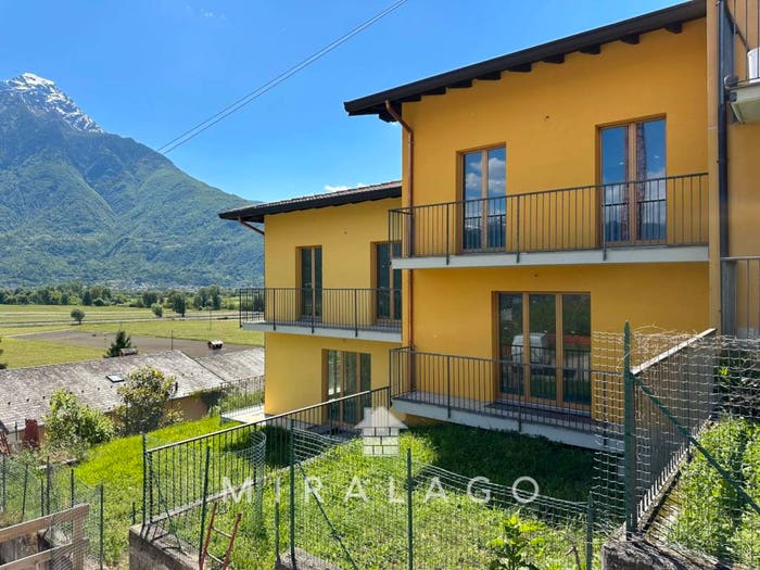 Casa quadrilocale in vendita in Via Ronchi, Centro, Dubino