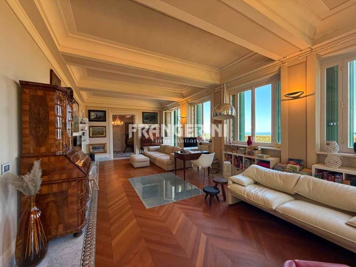 Casa con 6 locali in vendita in Via di Quercianella, Montenero Basso Montenero Alto, Livorno