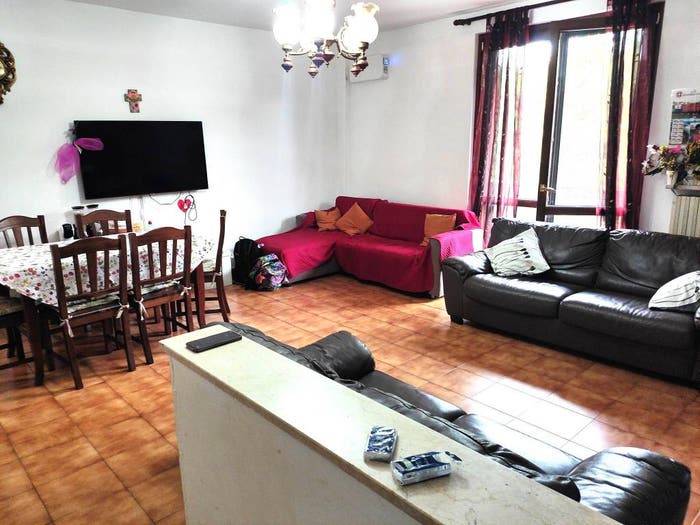 Appartamento quadrilocale in vendita in Via Pietro Nenni, Vallone, Pavia