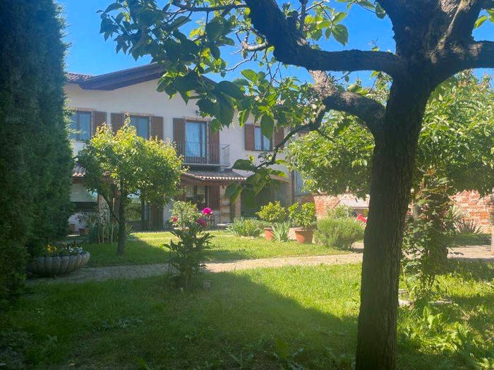 Casa con 6 locali in vendita in Frazione Gangaglietti, Caramagna Piemonte