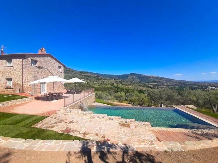 Casa con 6 locali in vendita in Località San Pietro A Cegliolo No Number, Cortona