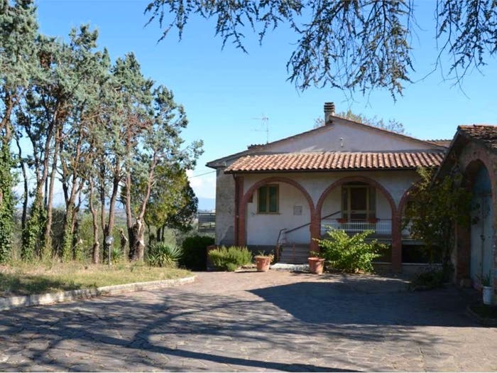 Casa con 6 locali in vendita in Centro, Lucignano