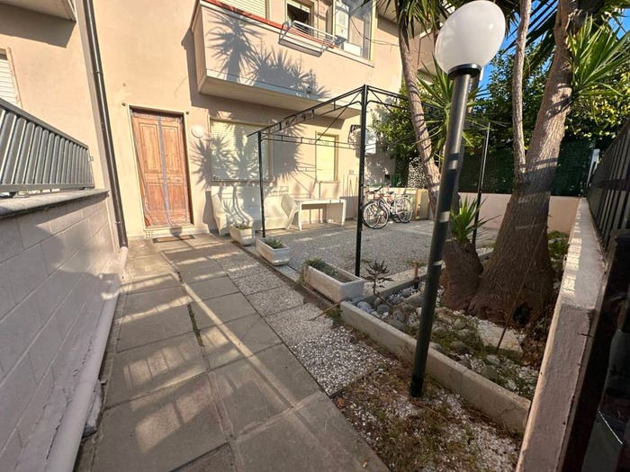 Appartamento con 5 locali in vendita in Via della Caserma, Torre del Lago, Viareggio
