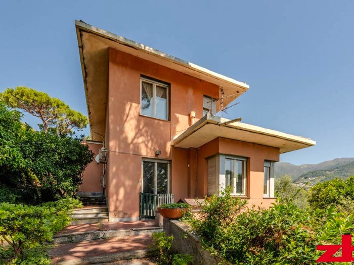 Casa con 6 locali in vendita in Via della Pineta, Pineta, Arenzano