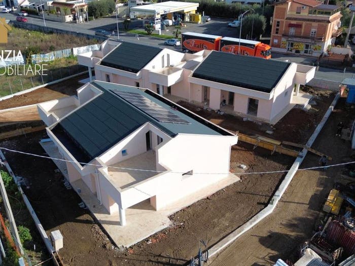 Casa con 5 locali in vendita in via del tufello, Campoleone Tre Colli, Aprilia