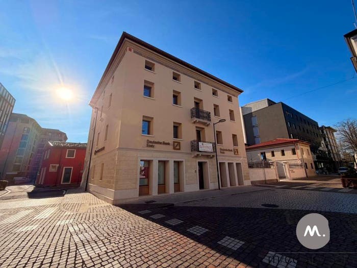 Appartamento trilocale in vendita in Via Giuseppe Mazzini, Centro Storico, Pordenone