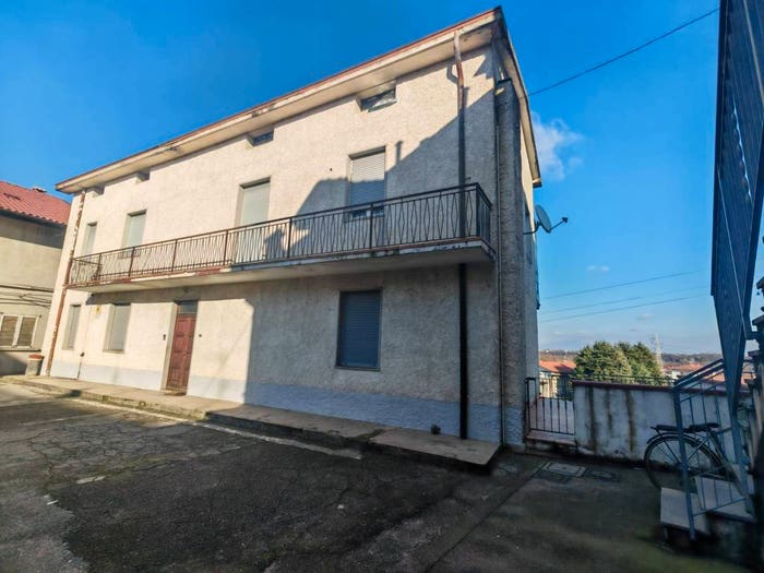 Appartamento trilocale in vendita in Piazza Papa Giovanni XXIII Beato, Marne, Filago