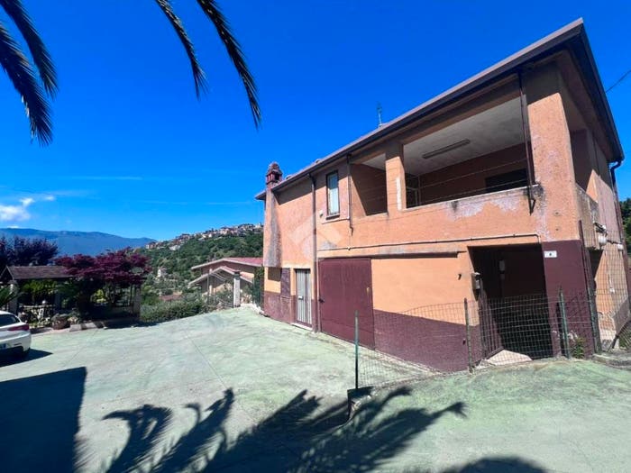 Casa quadrilocale in vendita in Via S Rocco Montecchie, Centro, Ferentino