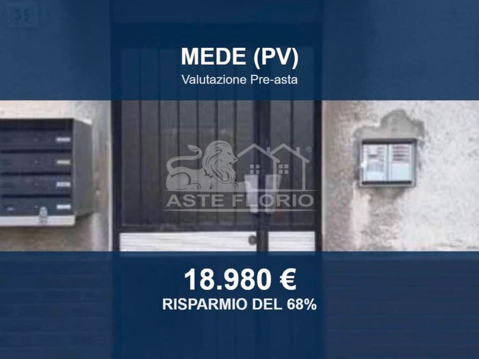 Appartamento con 5 locali in vendita in Vicolo Sesti, Centro, Mede