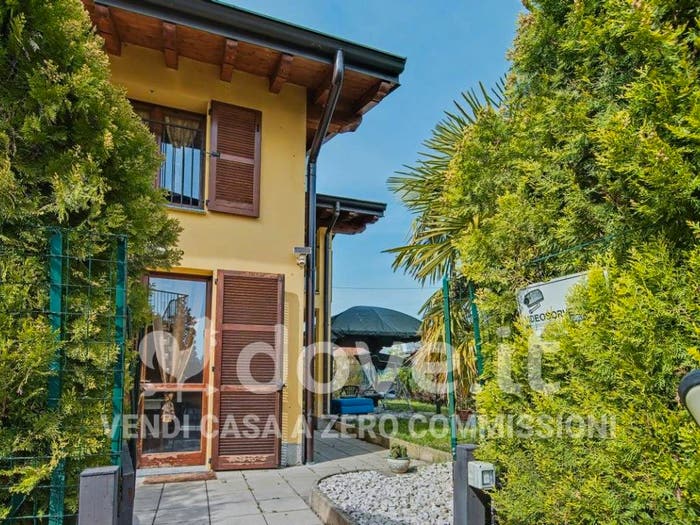 Casa con 5 locali in vendita in Via Monte Misma, Cologno al Serio