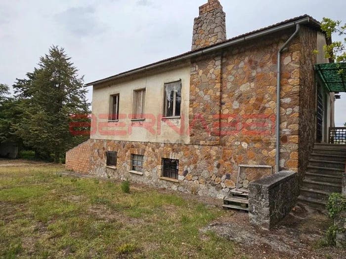 Casa con 6 locali in vendita in Castel Viscardo