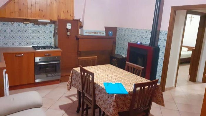 Appartamento trilocale in vendita in Strada Comunale Via di Monte, Molazzana