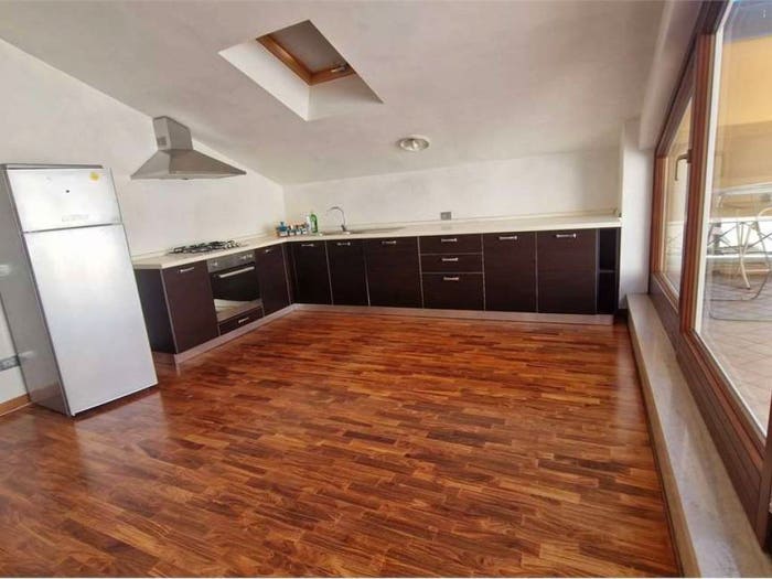 Casa con 5 locali in vendita in via Marco Mnghetti, Centro, Frosinone