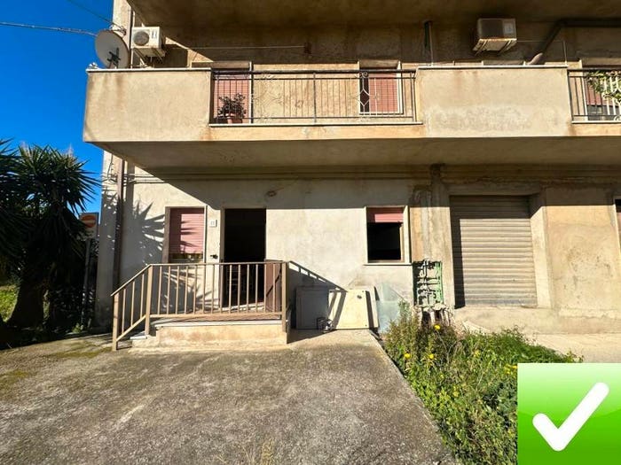 Appartamento trilocale in vendita in Campo Calabro