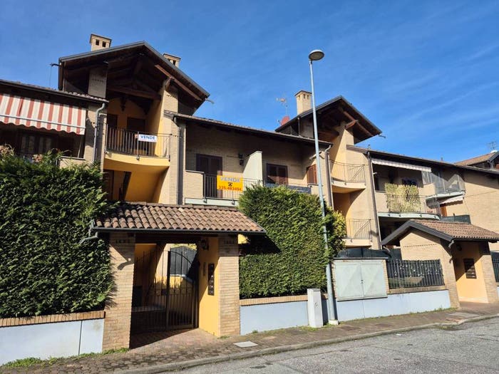 Casa bilocale in vendita in Via Michelangelo Buonarroti, Volpiano