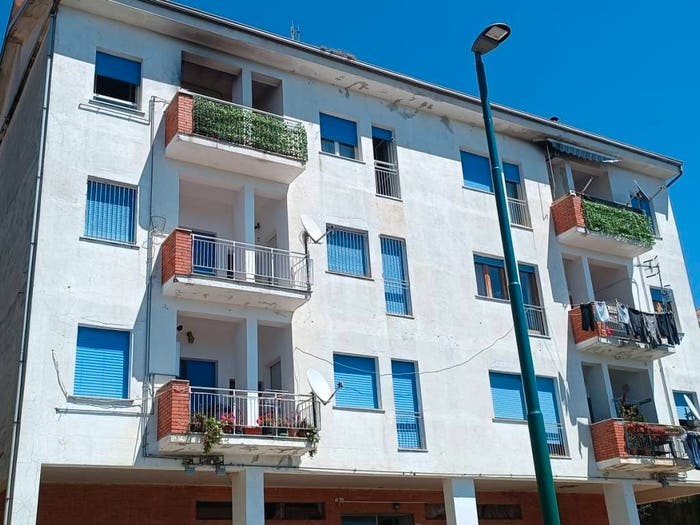 Appartamento con 5 locali in vendita in Via Roma, Centro, Casal Velino